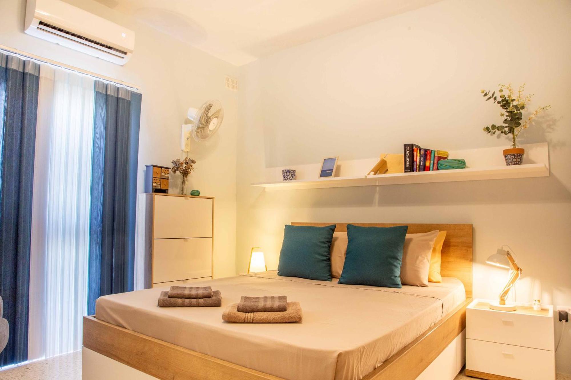 Spacious, Modern 3 Bedroom Apartment - Σεντ Πόλς Μπέι Εξωτερικό φωτογραφία